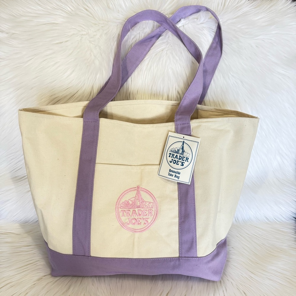 Trader Joe’s Large Tote Bag Pastel Lavender Limited Addition Reusable
